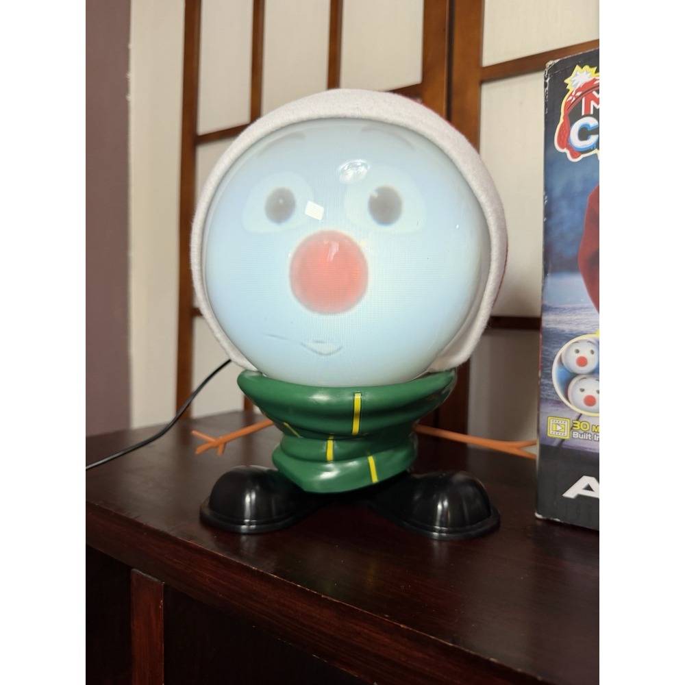 ANIMAT3D Mr. Chill - Talking Singing Joking 3D Animated Snowman 12" Height Silly